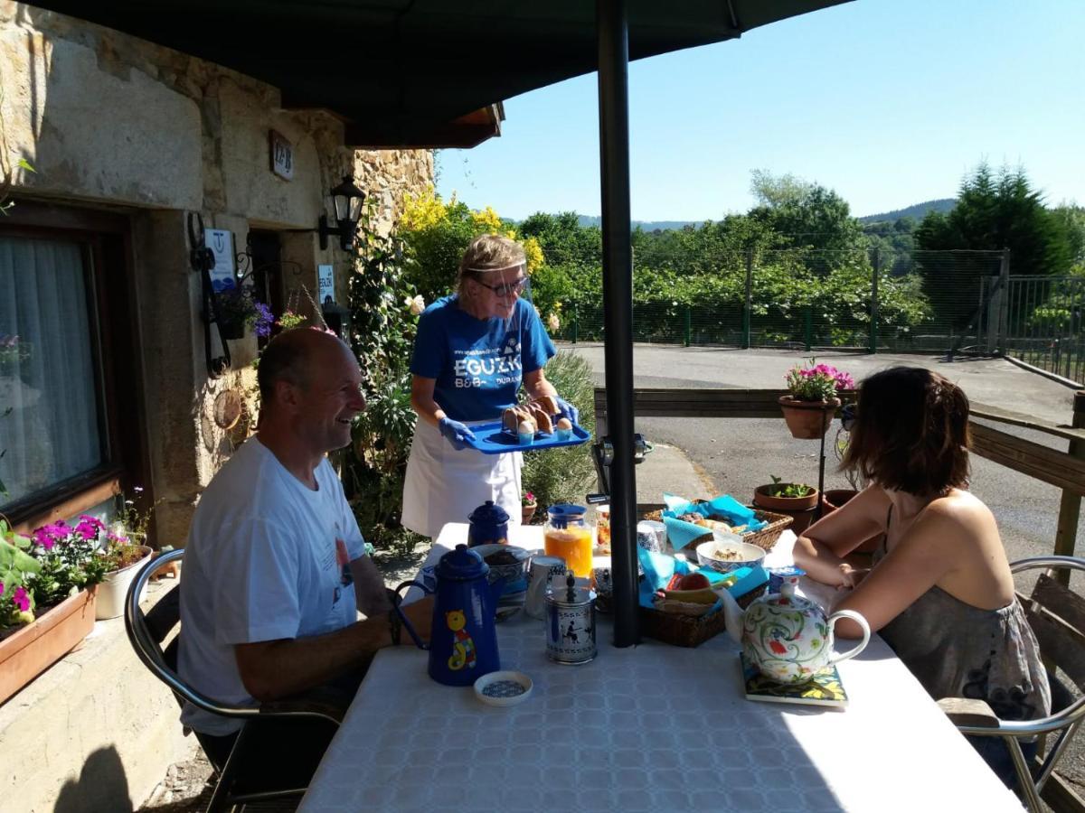 Eguzki B&B Durango Buitenkant foto