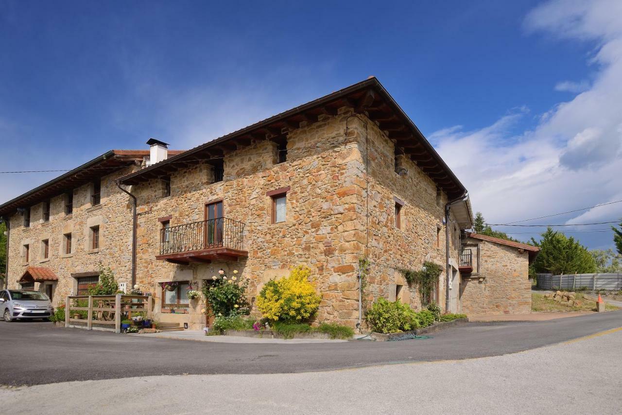 Eguzki B&B Durango Buitenkant foto
